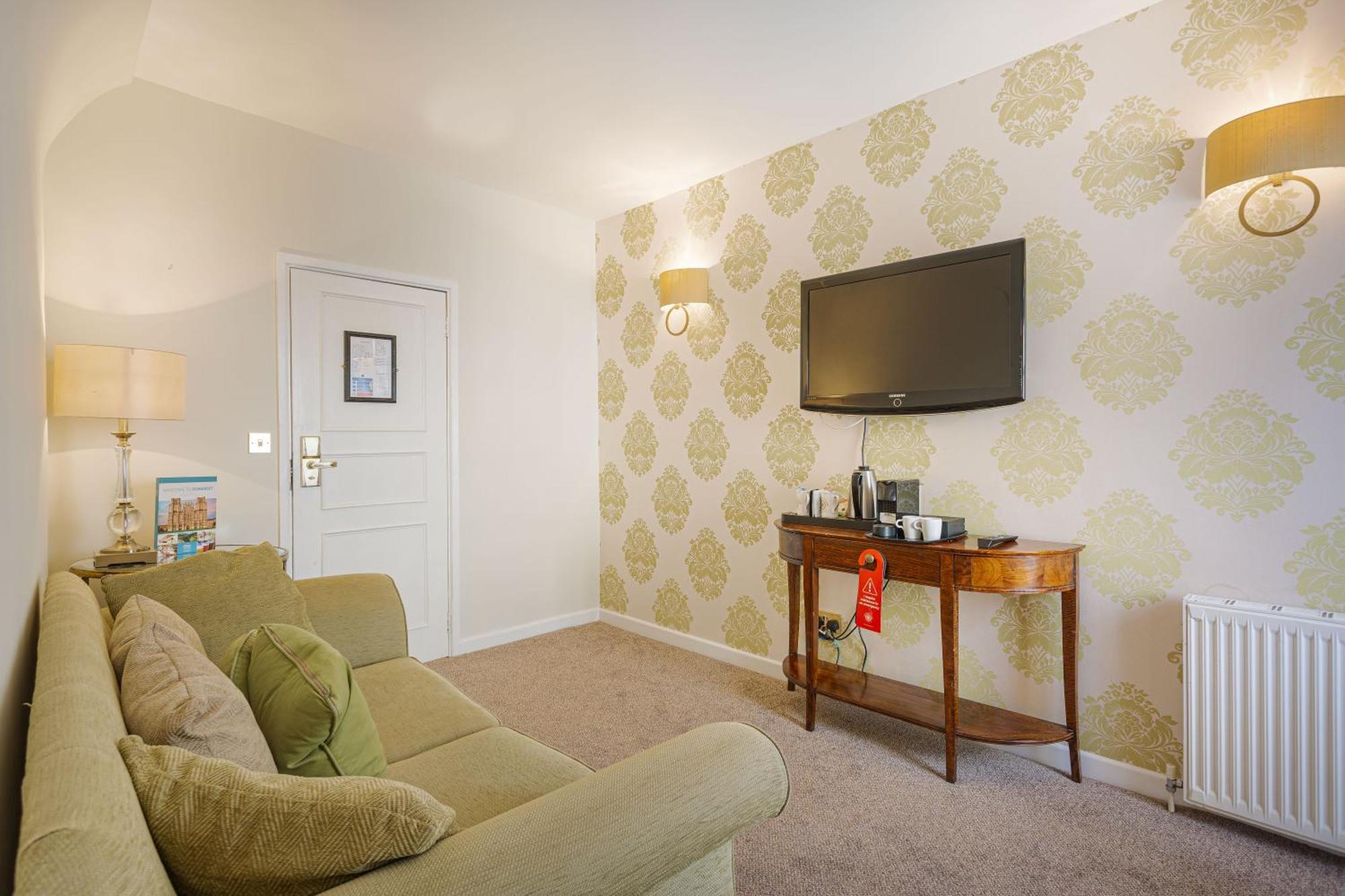 The Swan Hotel, Wells, Somerset - Part Of The Coaching Group Hotel Wells